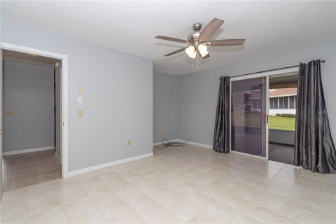 Townhouse in Ocala, Florida 2 bedrooms, 140 sq.m. № 1424240 - photo 24