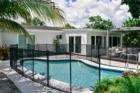 Villa ou maison à vendre à Cutler Bay, Floride: 4 chambres, 158.31 m2 № 1292485 - photo 30