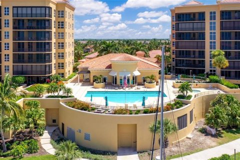 Copropriété à vendre à Punta Gorda, Floride: 3 chambres, 218.41 m2 № 865401 - photo 30