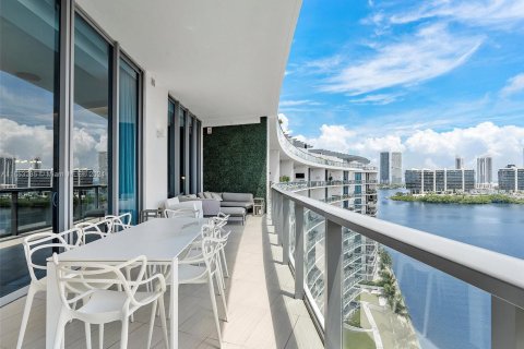 Condo in Aventura, Florida, 3 bedrooms  № 1348155 - photo 9