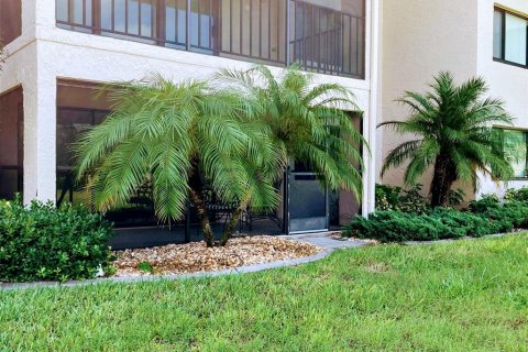 Condo in Punta Gorda, Florida, 2 bedrooms  № 1295992 - photo 2