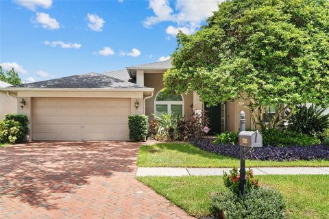 Casa en venta en Tampa, Florida, 4 dormitorios, 209.68 m2 № 1295679 - foto 2