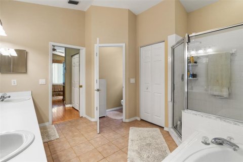 Casa en venta en Tampa, Florida, 4 dormitorios, 209.68 m2 № 1295679 - foto 19