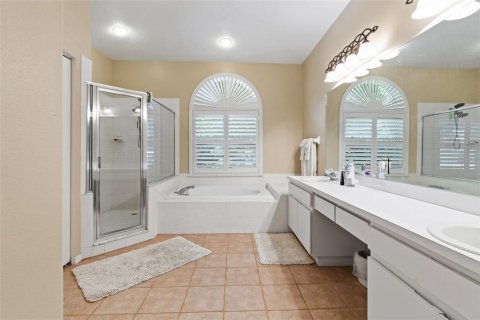 Casa en venta en Tampa, Florida, 4 dormitorios, 209.68 m2 № 1295679 - foto 18