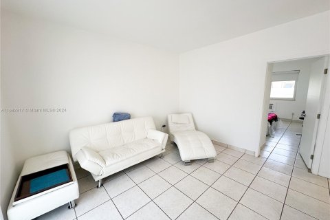 Condominio en venta en Miami Beach, Florida, 1 dormitorio, 51.1 m2 № 1441737 - foto 7