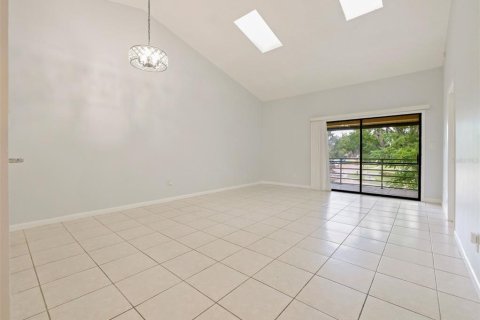 Copropriété à vendre à Orlando, Floride: 2 chambres, 101.17 m2 № 1382575 - photo 9