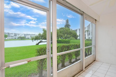 Copropriété à vendre à Boca Raton, Floride: 2 chambres, 83.24 m2 № 1230251 - photo 2