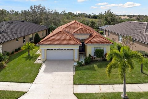 Villa ou maison à vendre à North Port, Floride: 3 chambres, 201.78 m2 № 1380737 - photo 3