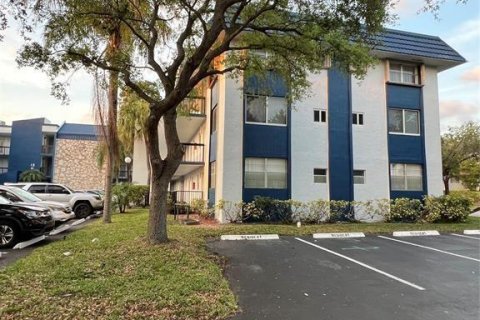 Condo in Margate, Florida, 1 bedroom  № 1178471 - photo 14