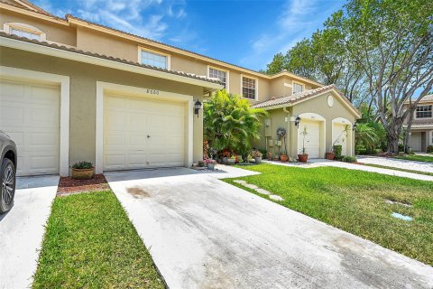 Adosado en venta en Tamarac, Florida, 2 dormitorios, 114.27 m2 № 1178470 - foto 2