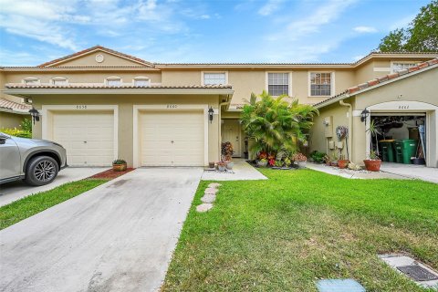 Townhouse in Tamarac, Florida 2 bedrooms, 114.27 sq.m. № 1178470 - photo 27