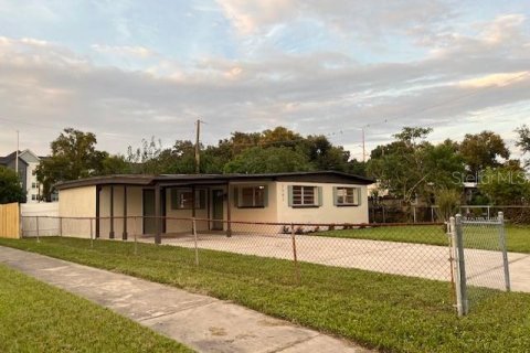 Casa en venta en Tampa, Florida, 2 dormitorios, 94.02 m2 № 1323589 - foto 2