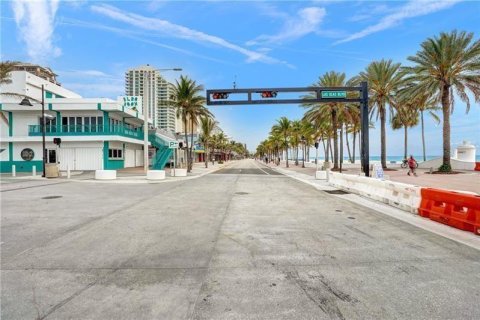 Condo in Fort Lauderdale, Florida, 1 bedroom  № 936822 - photo 8