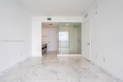 Condo in Miami, Florida, 2 bedrooms  № 1395035 - photo 20