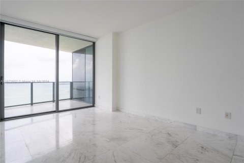 Condo in Miami, Florida, 2 bedrooms  № 1395035 - photo 17