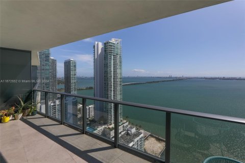 Condo in Miami, Florida, 2 bedrooms  № 1395035 - photo 28