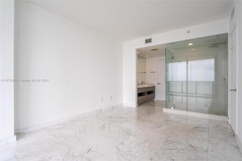 Condo in Miami, Florida, 2 bedrooms  № 1395035 - photo 19