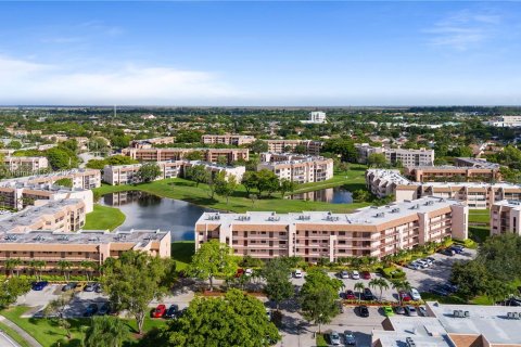 Condo in Sunrise, Florida, 2 bedrooms  № 1328741 - photo 26