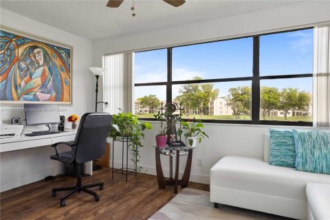 Condo in Sunrise, Florida, 2 bedrooms  № 1328741 - photo 5