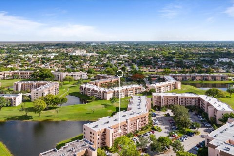 Condominio en venta en Sunrise, Florida, 2 dormitorios, 115.66 m2 № 1328741 - foto 30