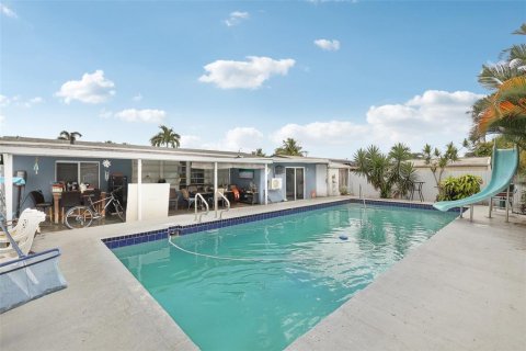 Casa en venta en Hollywood, Florida, 4 dormitorios, 155.05 m2 № 1287556 - foto 19