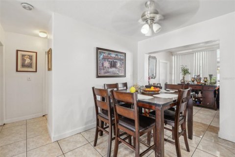 Casa en venta en Hollywood, Florida, 4 dormitorios, 155.05 m2 № 1287556 - foto 9