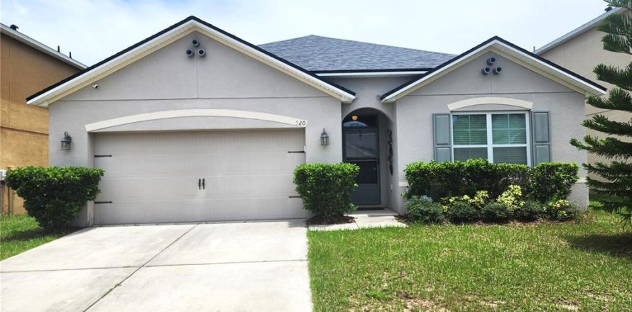 House in Davenport, Florida 4 bedrooms, 173.45 sq.m. № 1299270