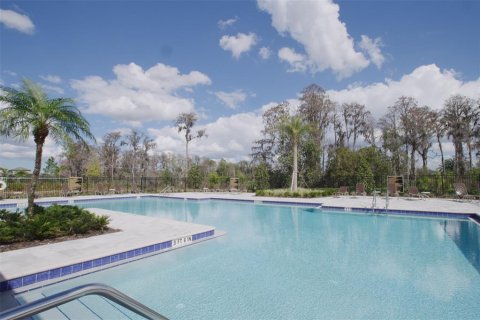 Adosado en venta en Winter Garden, Florida, 3 dormitorios, 170.48 m2 № 1376350 - foto 19