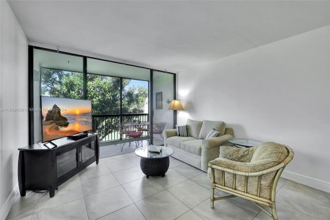 Condominio en venta en St. Lucie, Florida, 1 dormitorio, 62.99 m2 № 1094769 - foto 6