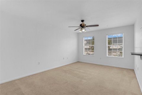 Townhouse in Orlando, Florida 3 bedrooms, 182.18 sq.m. № 1350549 - photo 9