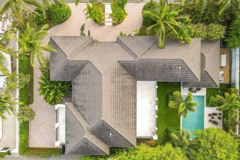 Villa ou maison à vendre à West Palm Beach, Floride: 5 chambres, 509.75 m2 № 888449 - photo 1