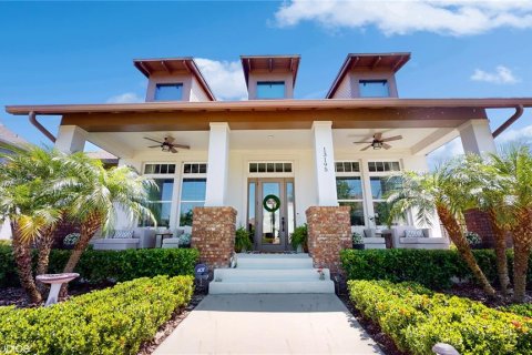 Villa ou maison à vendre à Orlando, Floride: 5 chambres, 401.99 m2 № 1134620 - photo 1