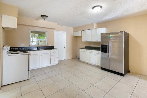 Villa ou maison à vendre à Fort Lauderdale, Floride: 3 chambres, 108.42 m2 № 1188130 - photo 5