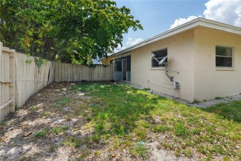 Villa ou maison à vendre à Fort Lauderdale, Floride: 3 chambres, 108.42 m2 № 1188130 - photo 22