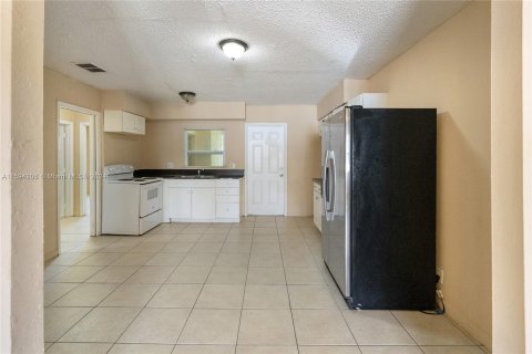 Villa ou maison à vendre à Fort Lauderdale, Floride: 3 chambres, 108.42 m2 № 1188130 - photo 7