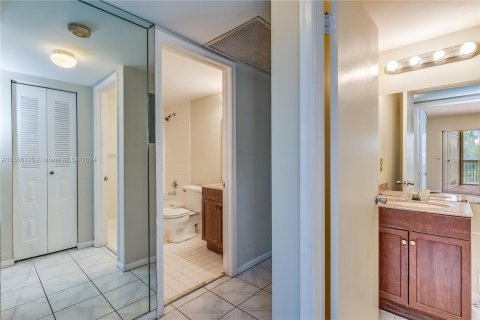 Copropriété à vendre à Pembroke Pines, Floride: 2 chambres, 88.54 m2 № 1171949 - photo 7