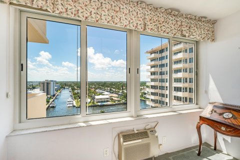 Condo in Fort Lauderdale, Florida, 2 bedrooms  № 1172313 - photo 9