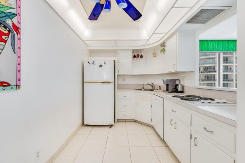 Condo in Fort Lauderdale, Florida, 2 bedrooms  № 1172313 - photo 7