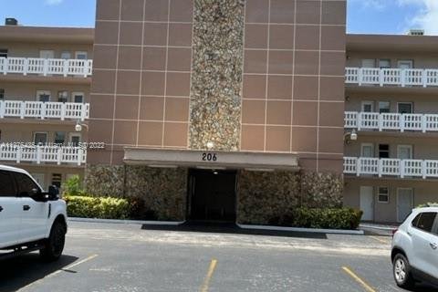 Condominio en venta en Dania Beach, Florida, 2 dormitorios, 106.28 m2 № 122005 - foto 20