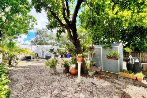 Casa en venta en Miami, Florida, 3 dormitorios, 95.5 m2 № 1403096 - foto 25