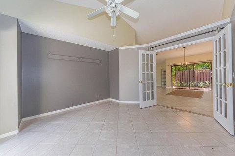 Villa ou maison à vendre à West Palm Beach, Floride: 2 chambres, 144.09 m2 № 1161729 - photo 22