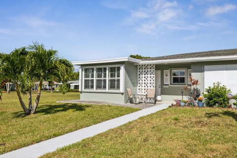 Villa ou maison à vendre à Delray Beach, Floride: 2 chambres, 109.16 m2 № 1103212 - photo 4