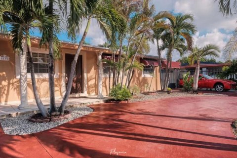 Casa en venta en Miami, Florida, 3 dormitorios, 115.94 m2 № 670749 - foto 11