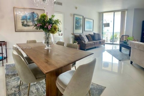 Condominio en venta en Hollywood, Florida, 2 dormitorios, 135.36 m2 № 1351845 - foto 16