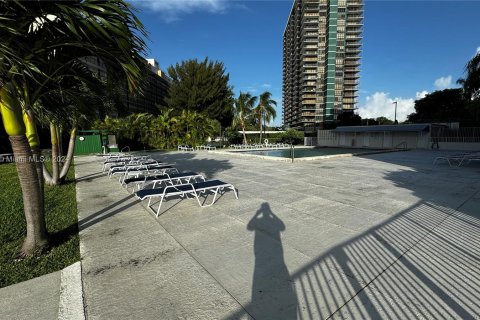 Condominio en alquiler en Miami, Florida, 53.88 m2 № 1351928 - foto 29