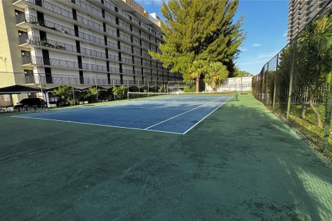 Condo in Miami, Florida  № 1351928 - photo 21