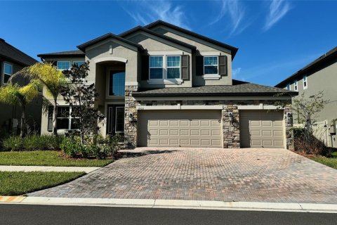 House in Tampa, Florida 5 bedrooms, 351.73 sq.m. № 1424676 - photo 1