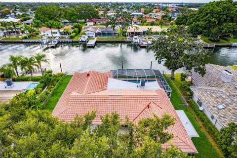 Casa en venta en Saint Petersburg, Florida, 4 dormitorios, 204.29 m2 № 1386988 - foto 20