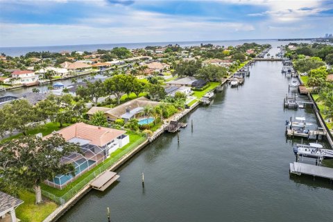 Casa en venta en Saint Petersburg, Florida, 4 dormitorios, 204.29 m2 № 1386988 - foto 30