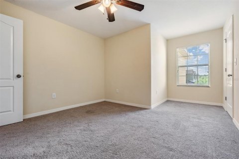 Townhouse in Tampa, Florida 4 bedrooms, 224.73 sq.m. № 1386842 - photo 9